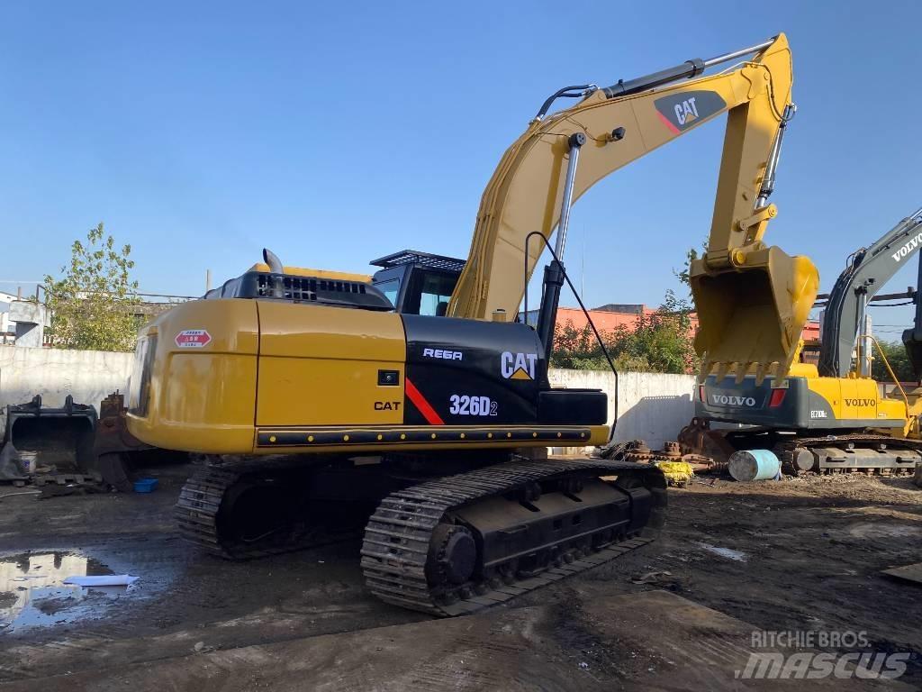 CAT 326 D2L Bagri goseničarji