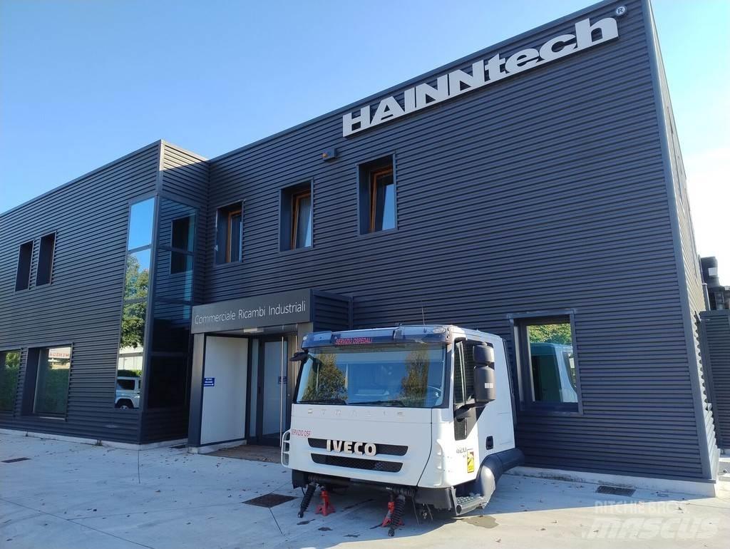 Iveco STRALIS AT Kabine in notranjost