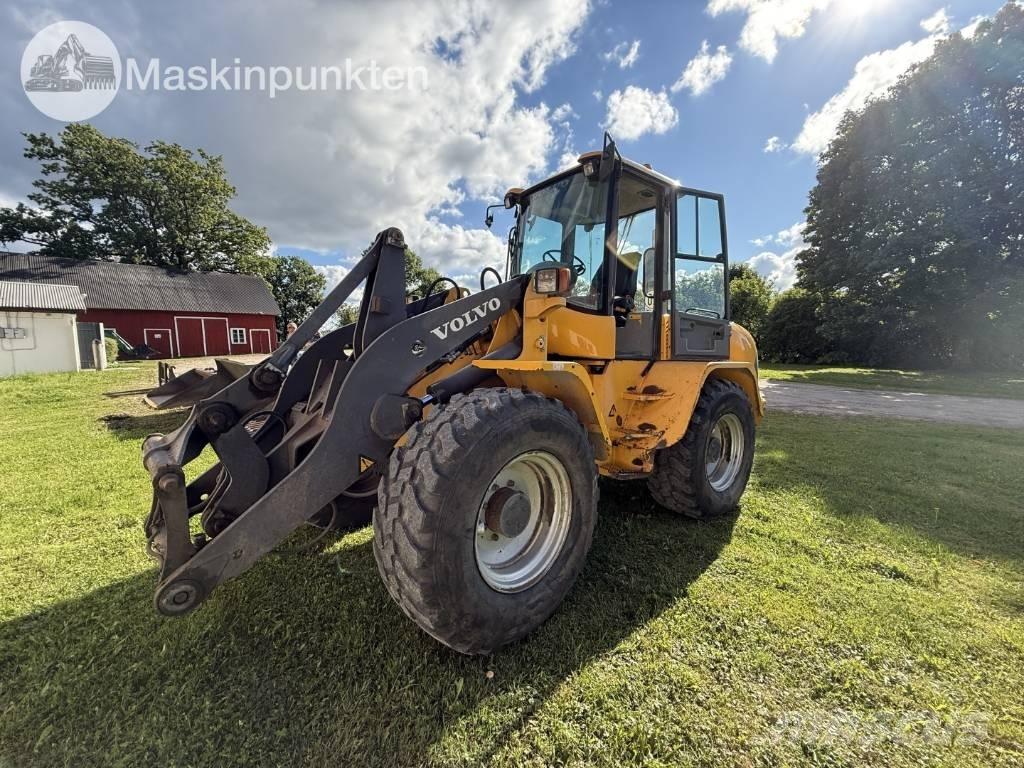 Volvo L 40 B Kolesni nakladalci