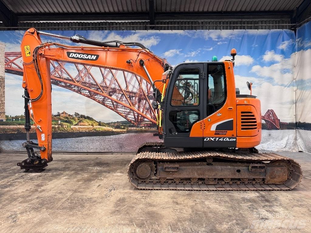 Doosan DX 140 LCR-5 Bagri goseničarji