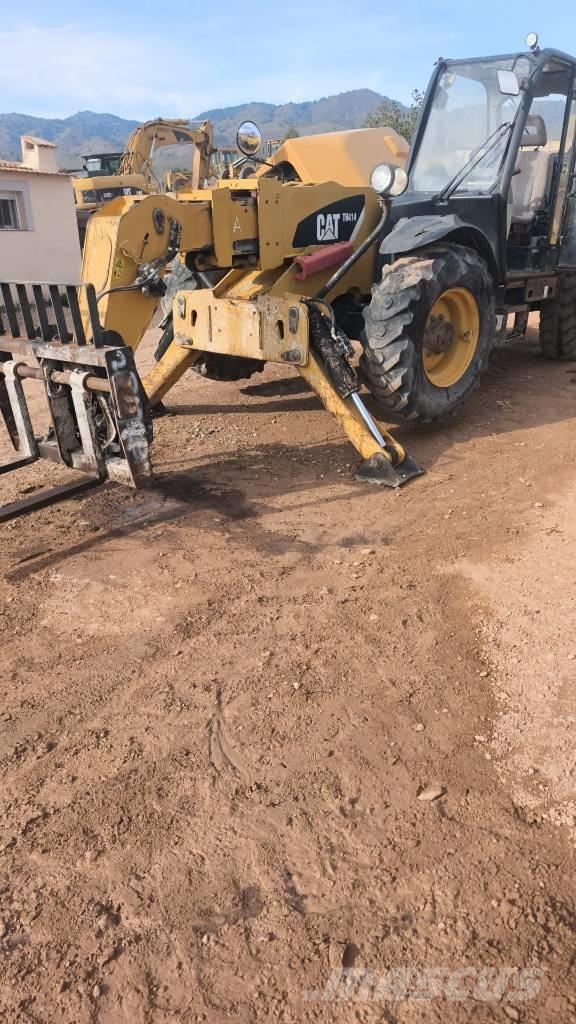 CAT TH 414 Teleskopski viličarji