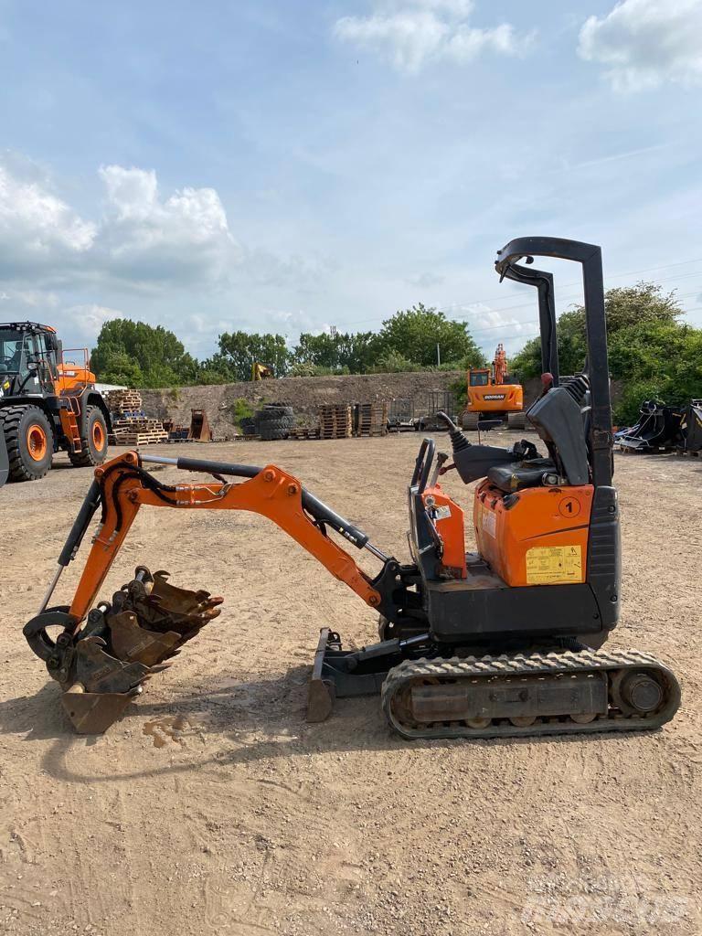 Doosan DX 10 Z Mini bagri <7t