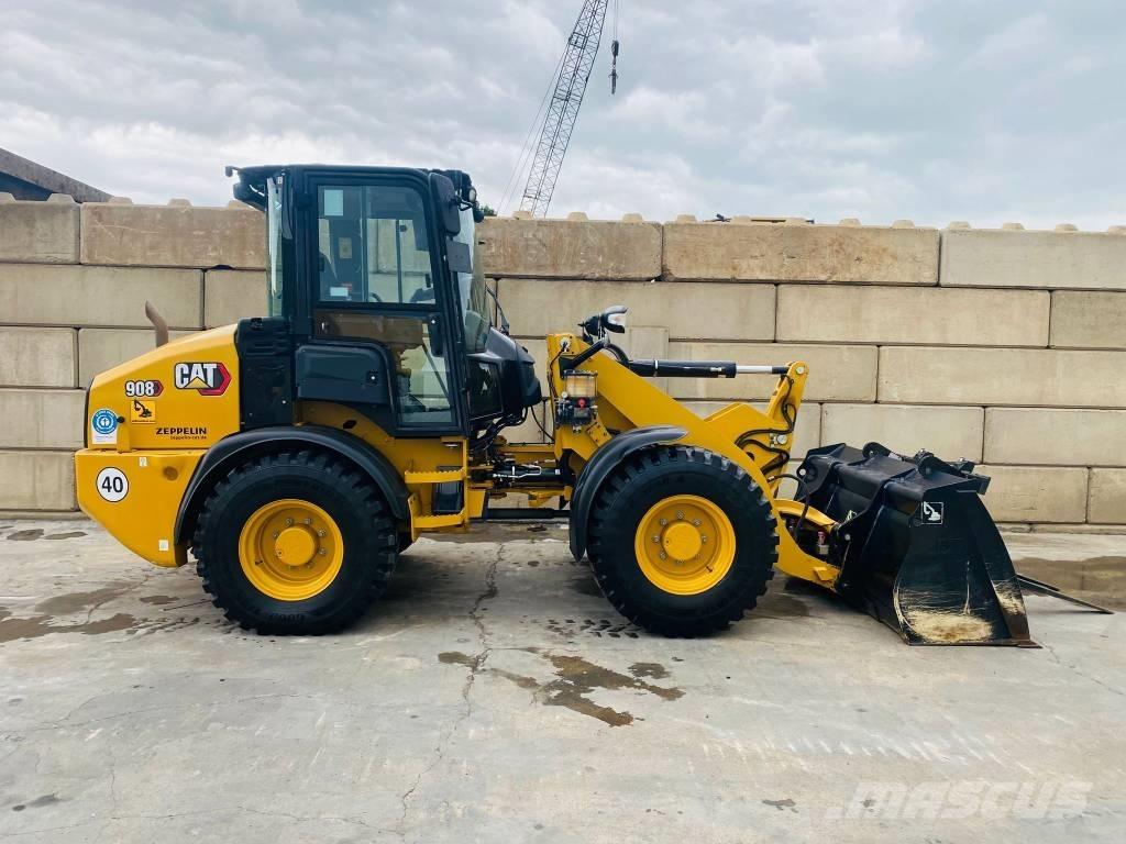 CAT 908-14a Kolesni nakladalci
