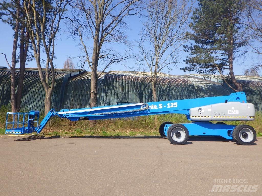 Genie S125 Teleskopske dvižne ploščadi