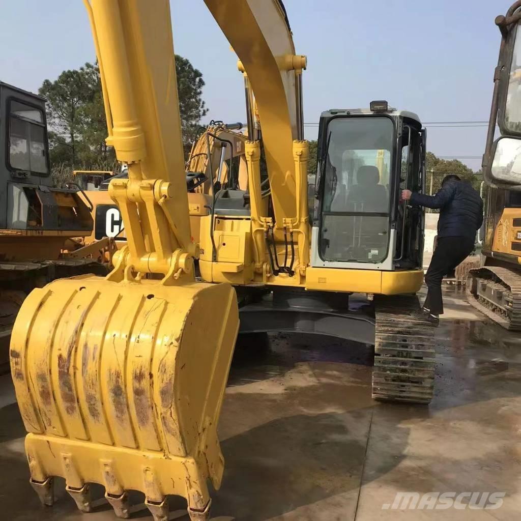 Komatsu PC 138 US Midi bagri 7t – 12t