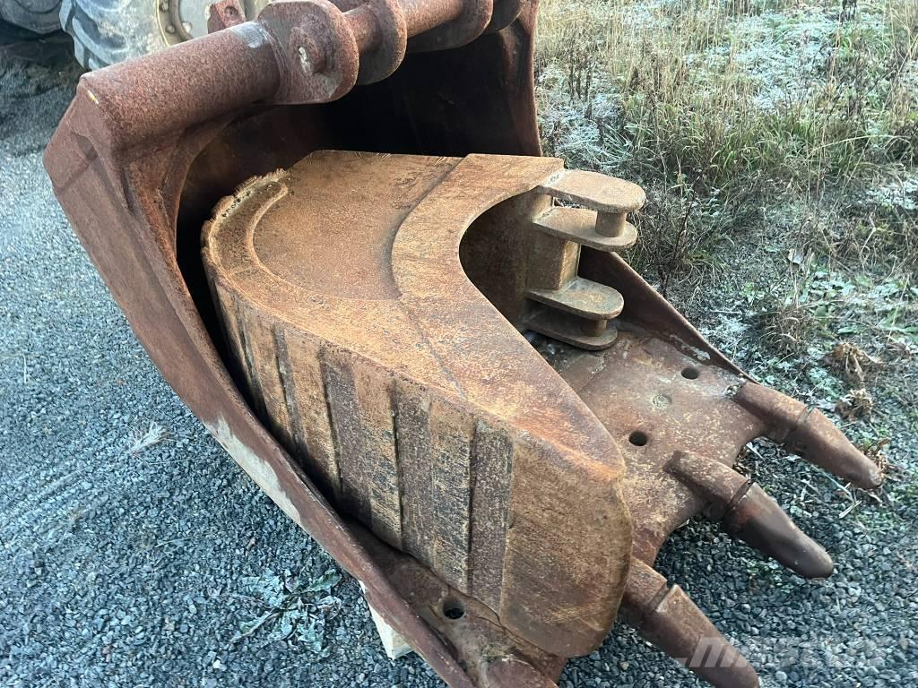 JCB 145 Bagri goseničarji