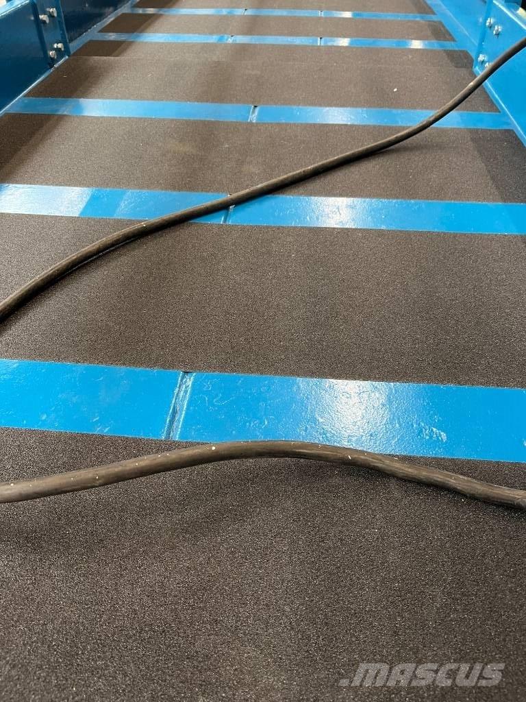  up richt X32N Škarjaste dvižne ploščadi