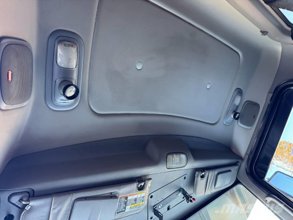 Peterbilt 389 Kiper tovornjaki