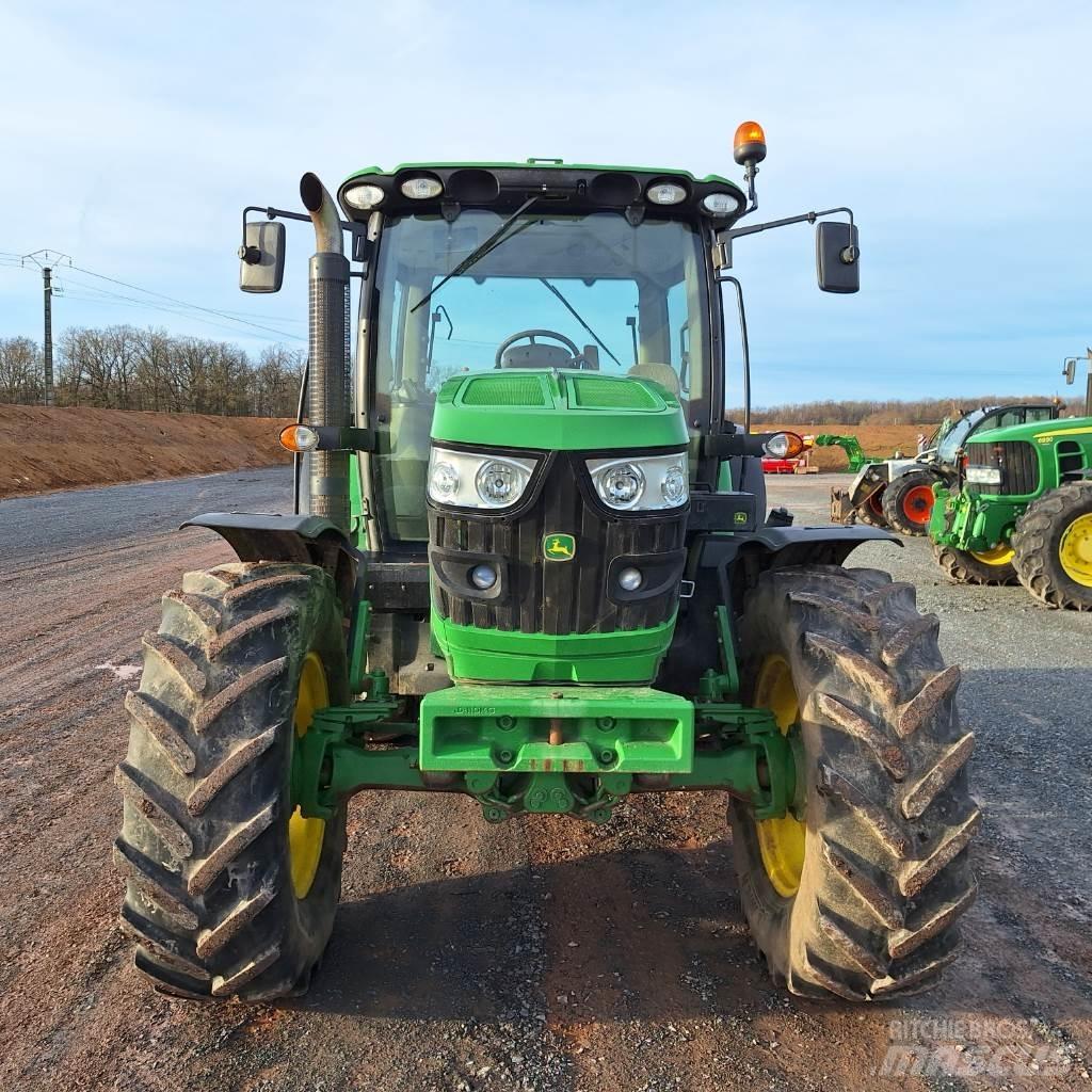 John Deere 6125R Traktorji