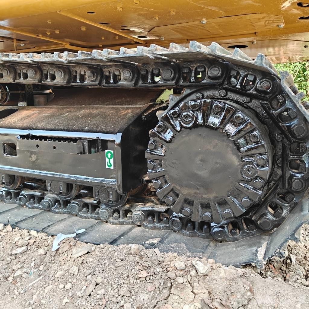 CAT 323D2L Bagri goseničarji