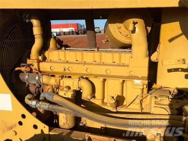CAT 561 C PIPELAYER Buldožerji za polaganje cevi