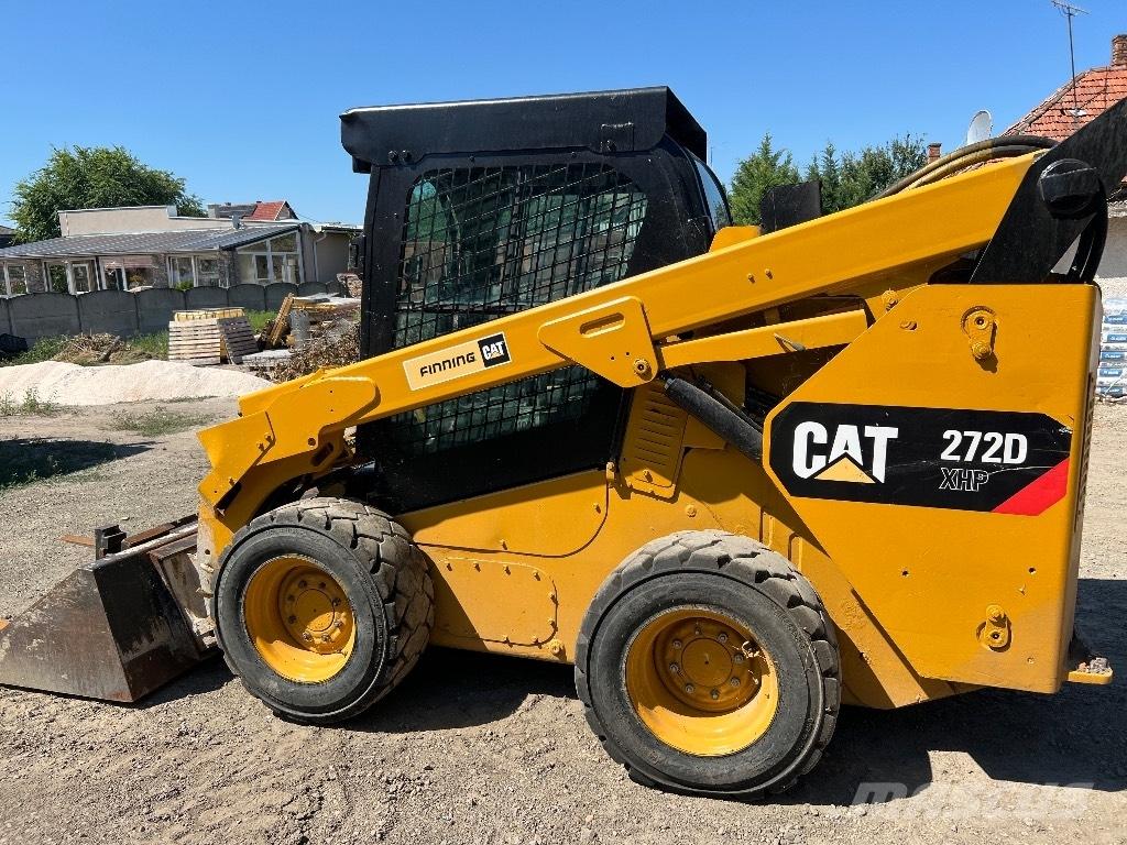CAT 272 D XHP Skid steer mini nakladalci