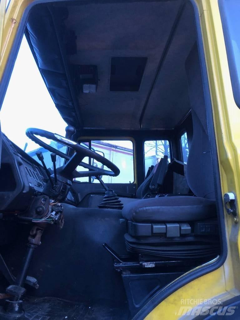 Iveco 330-26 Drugi tovornjaki