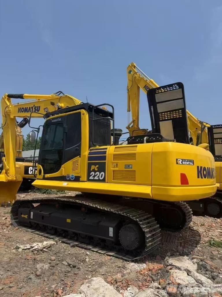 Komatsu 220LC-8 Bagri goseničarji