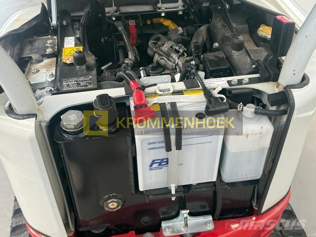 Takeuchi TB 210 R Mini bagri <7t