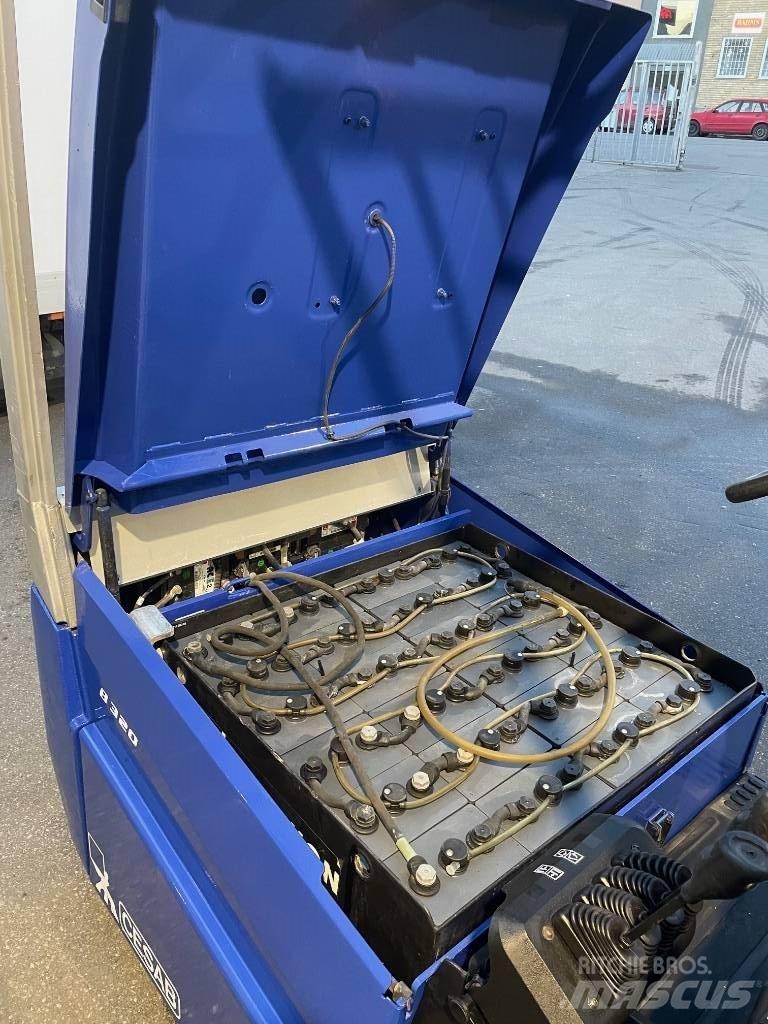 Cesab B320 Električni viličarji