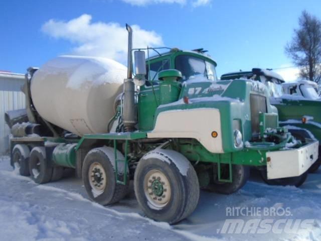Mack 600 Drugi tovornjaki