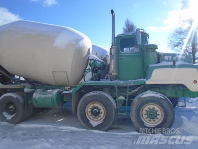Mack 600 Drugi tovornjaki