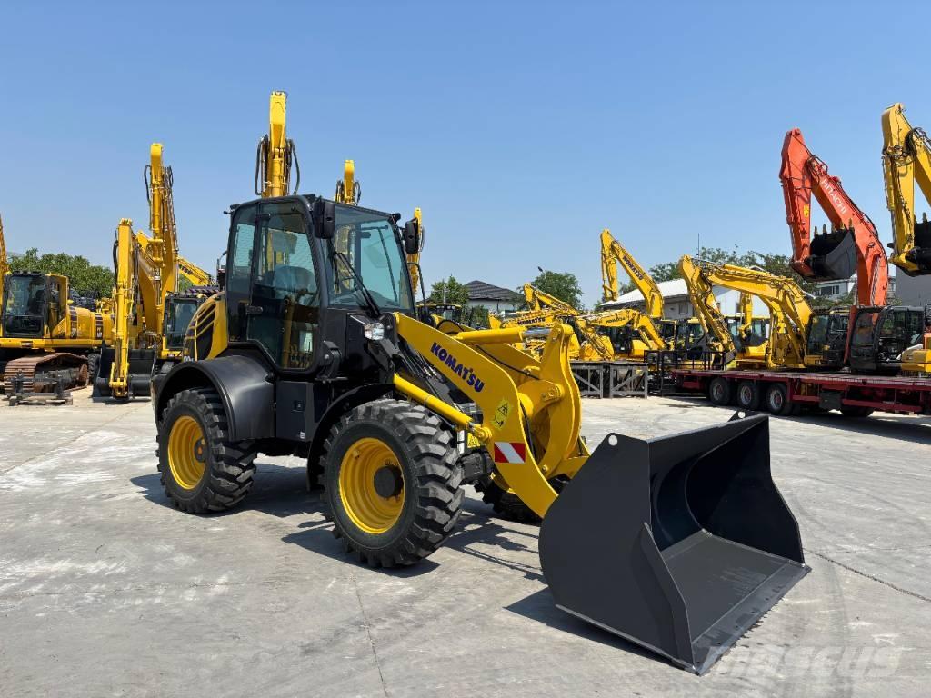Komatsu WA 100 M-8 Mini nakladalci