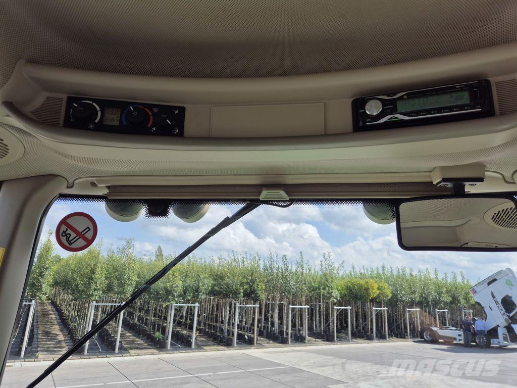 John Deere 6630 Traktorji