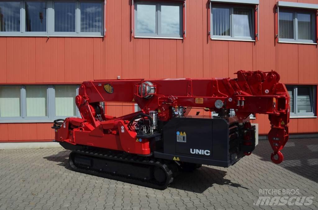 Unic URW-806 Dvigala na gosenicah