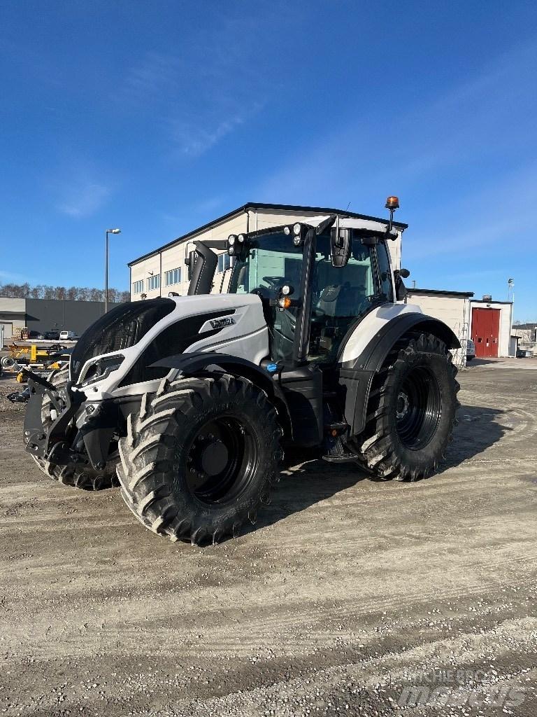 Valtra T 175 Direct Traktorji