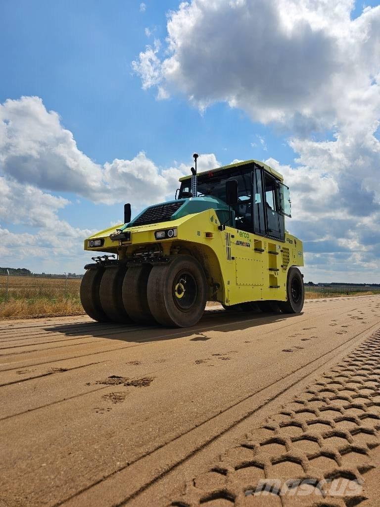 Ammann ART 240 Kolesni valjarji s pnevmatikami