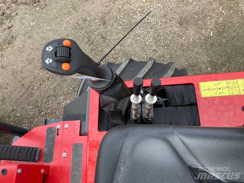 Thaler 2230S Skid steer mini nakladalci