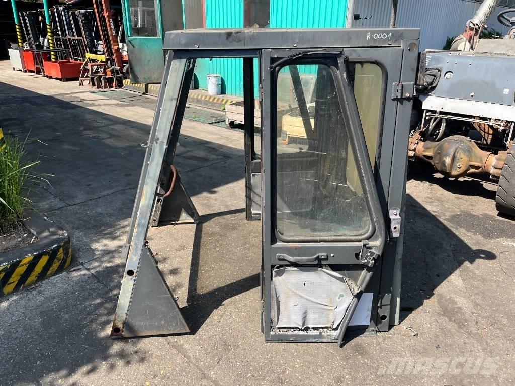 Nissan CABIN W-1038 Kabine in notranjost
