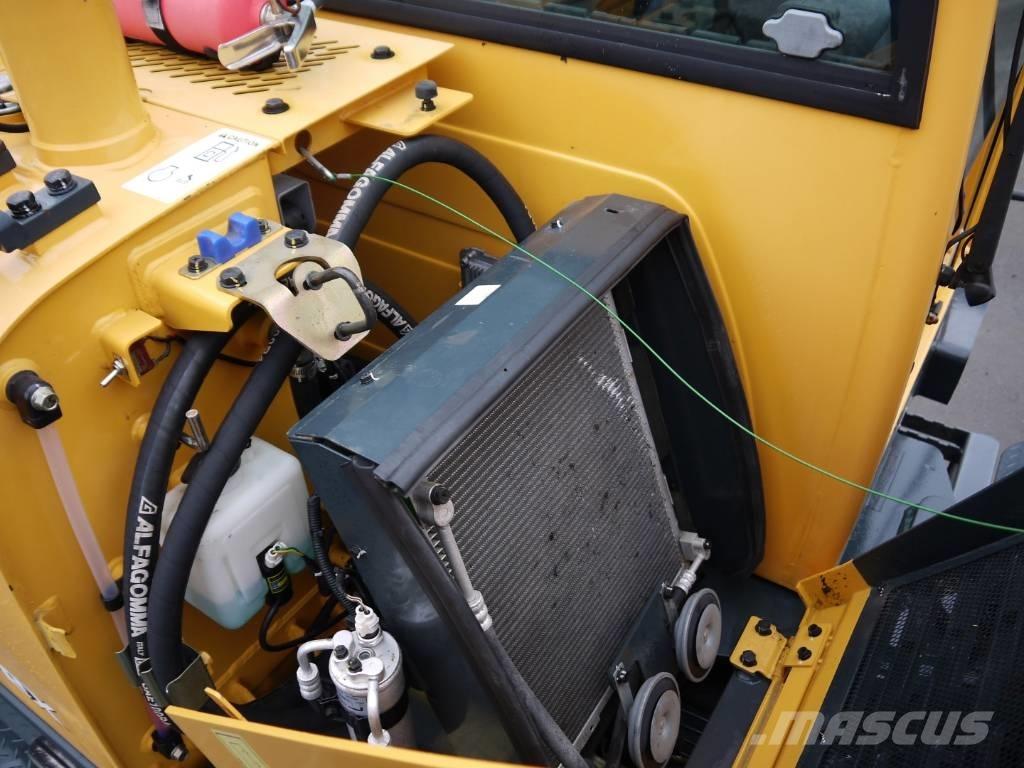 Hyundai R 55W-9A Bagri na kolesih