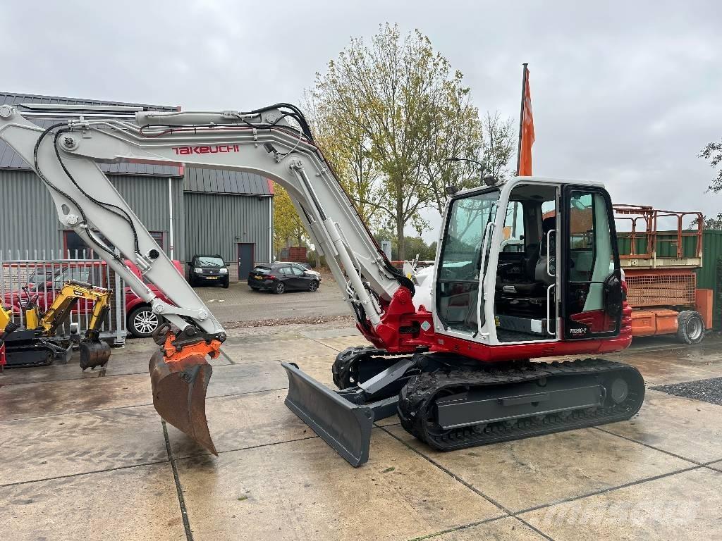 Takeuchi TB 290 Midi bagri 7t – 12t