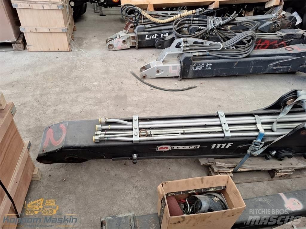 Loglift 111 Žerjavi za debla