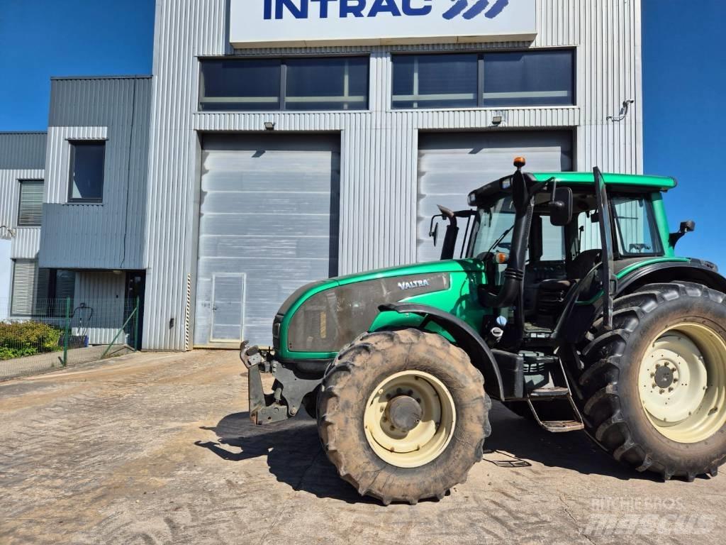 Valtra T 173 H Traktorji