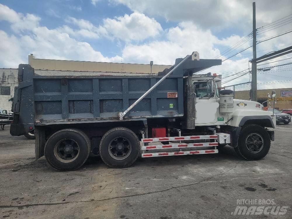 Mack RD 688 SX Kiper tovornjaki
