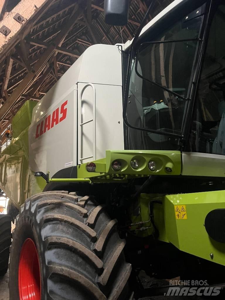 CLAAS LEXION 760 Kombajni