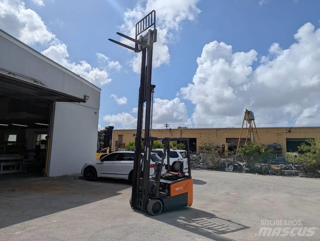 Doosan B 15 T-7 Električni viličarji