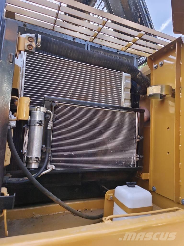 CAT 320 D Bagri goseničarji