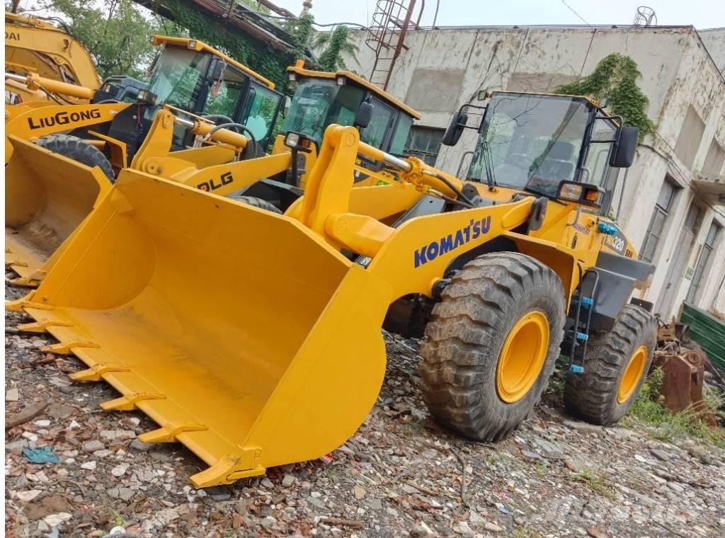 Komatsu WA 320-5 Kolesni nakladalci