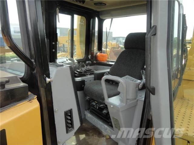 CAT D 8 R Buldožerji goseničarji