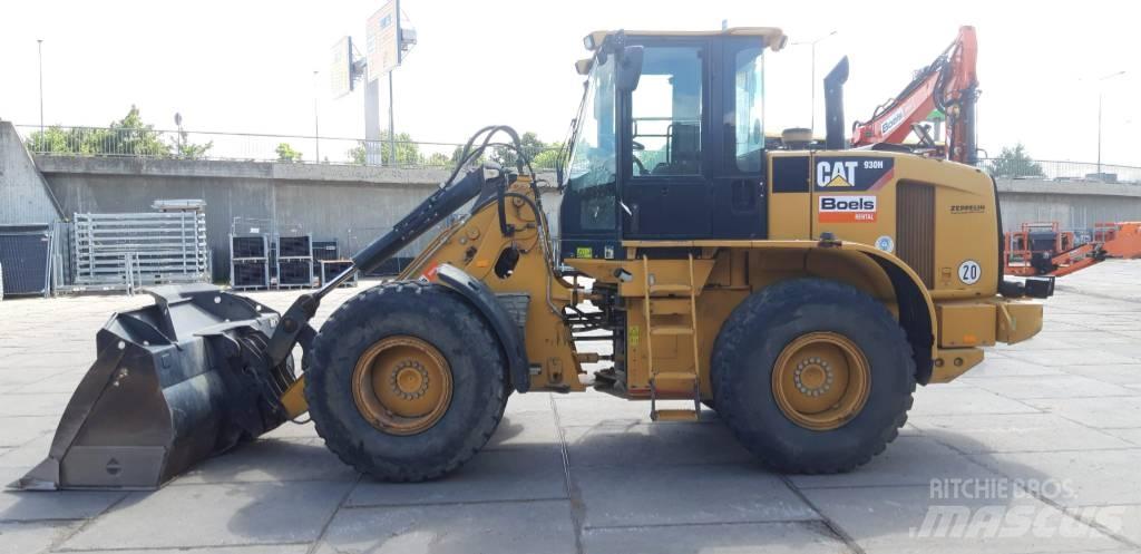 CAT 930 H Kolesni nakladalci