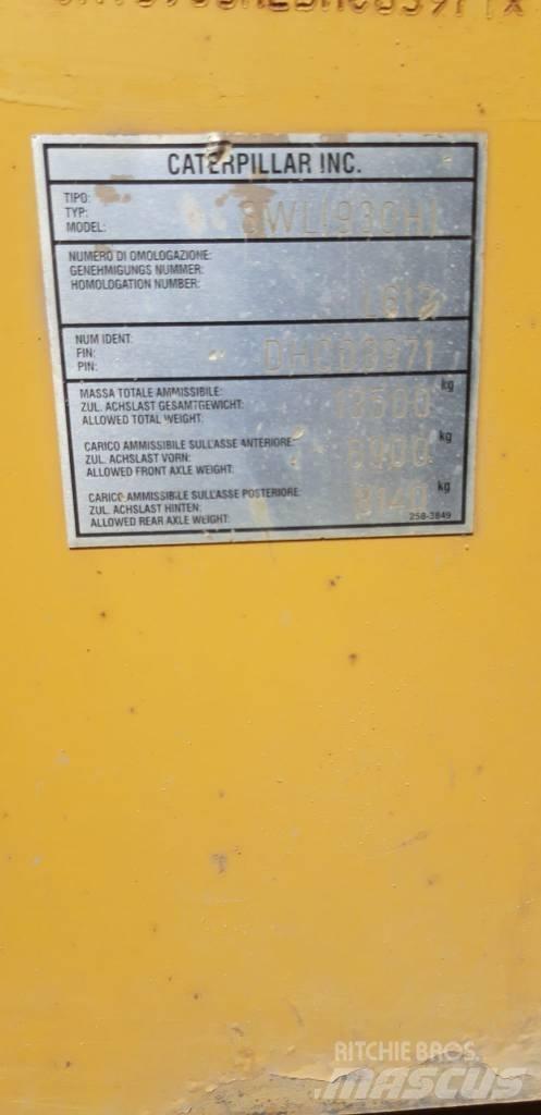 CAT 930 H Kolesni nakladalci