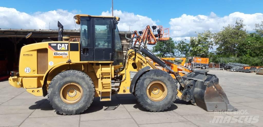 CAT 930 H Kolesni nakladalci