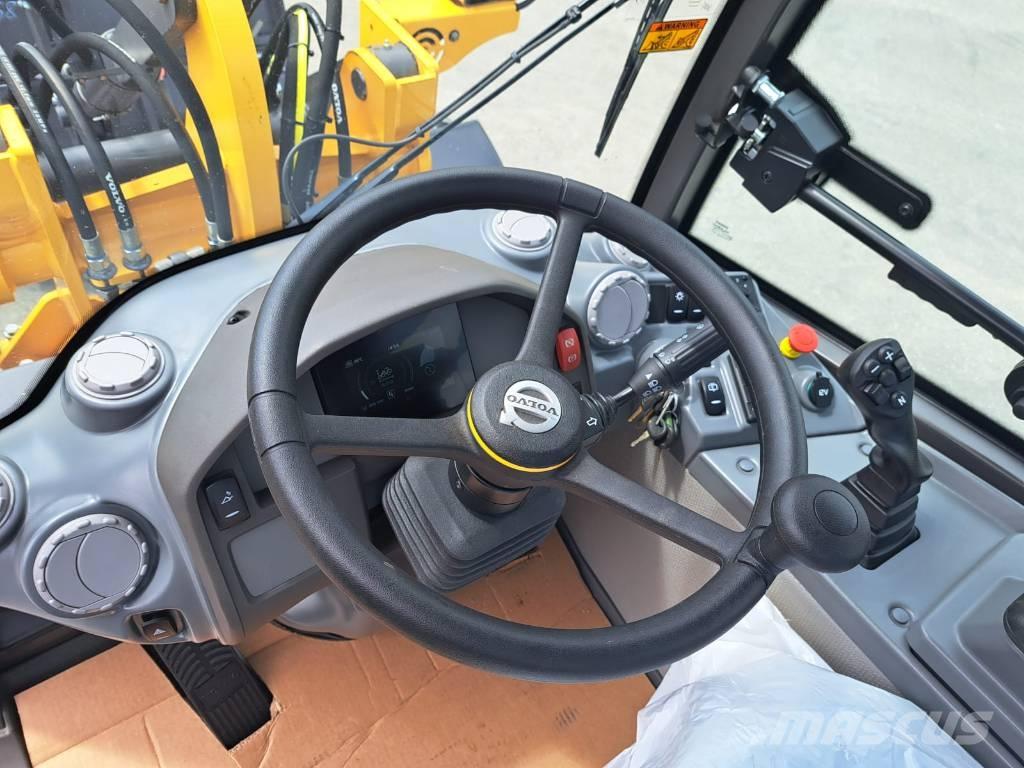 Volvo JL25H Skid steer mini nakladalci