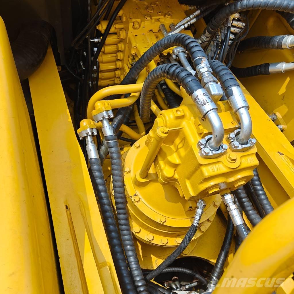 Komatsu 450-8 Bagri goseničarji