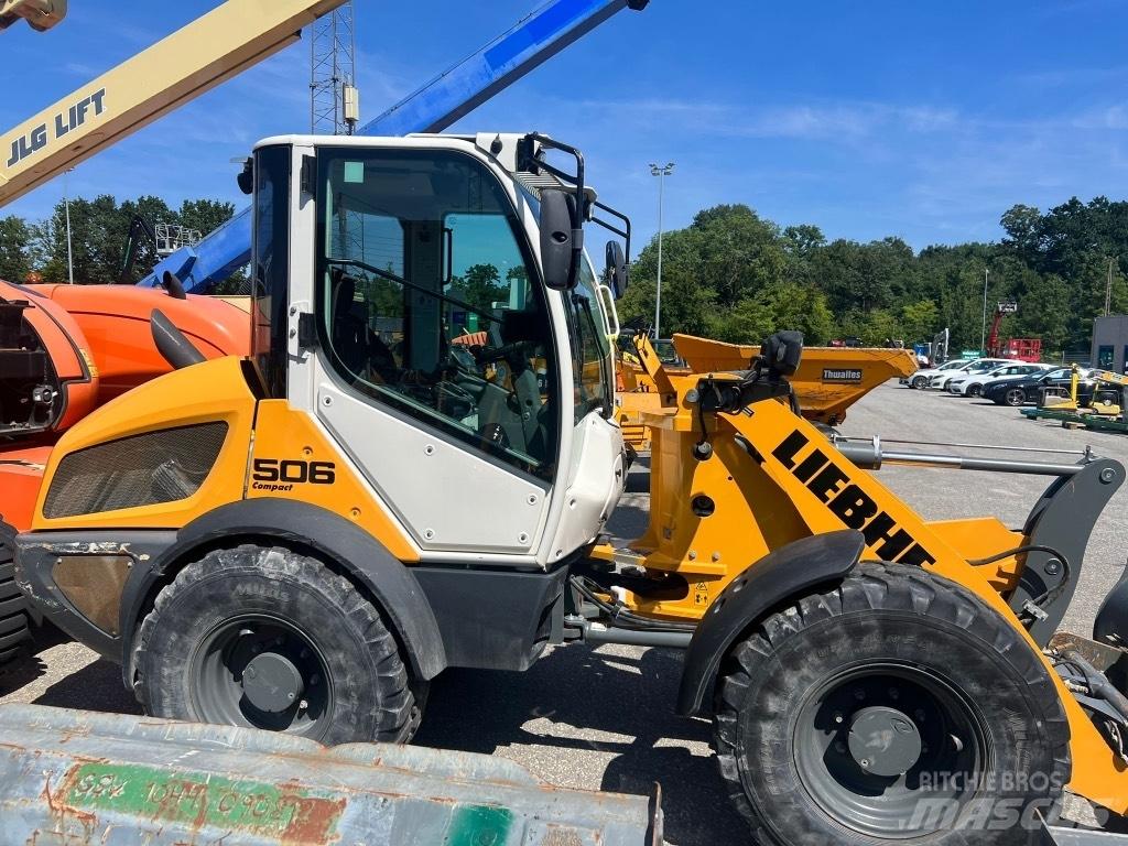 Liebherr L 506 Kolesni nakladalci