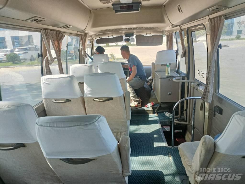 Toyota Coaster Medkrajevni avtobusi