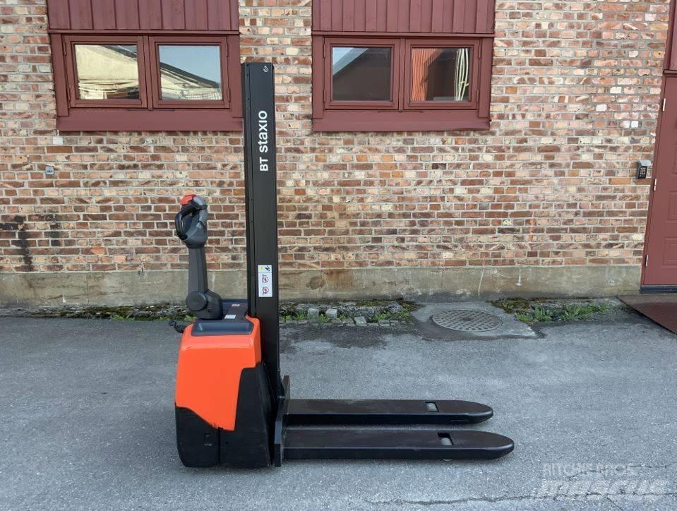 BT HWE 100 Ročni električni viličar