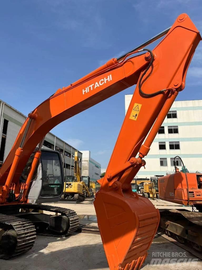Hitachi EX 200 Bagri goseničarji