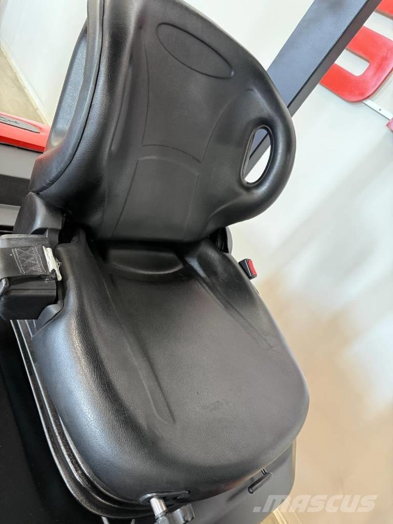 EP 11013 - EFL252 Električni viličarji