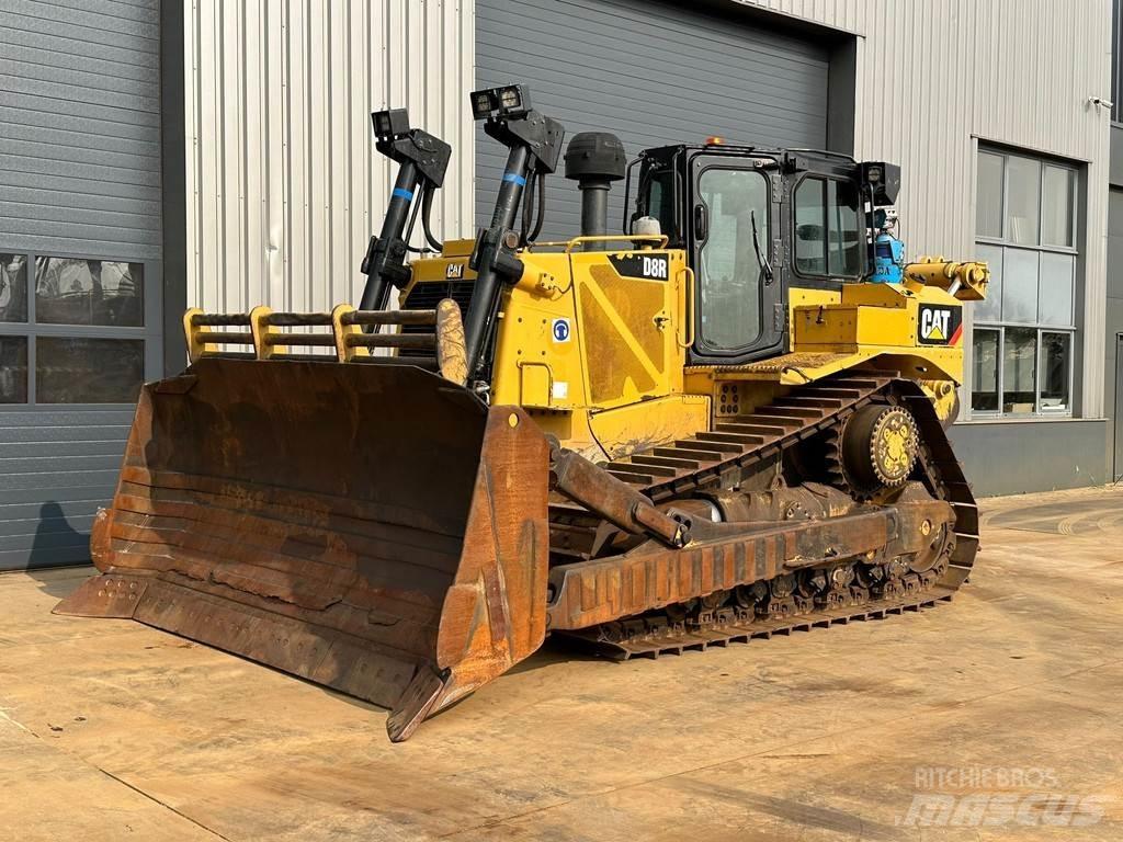 CAT D8R Buldožerji goseničarji